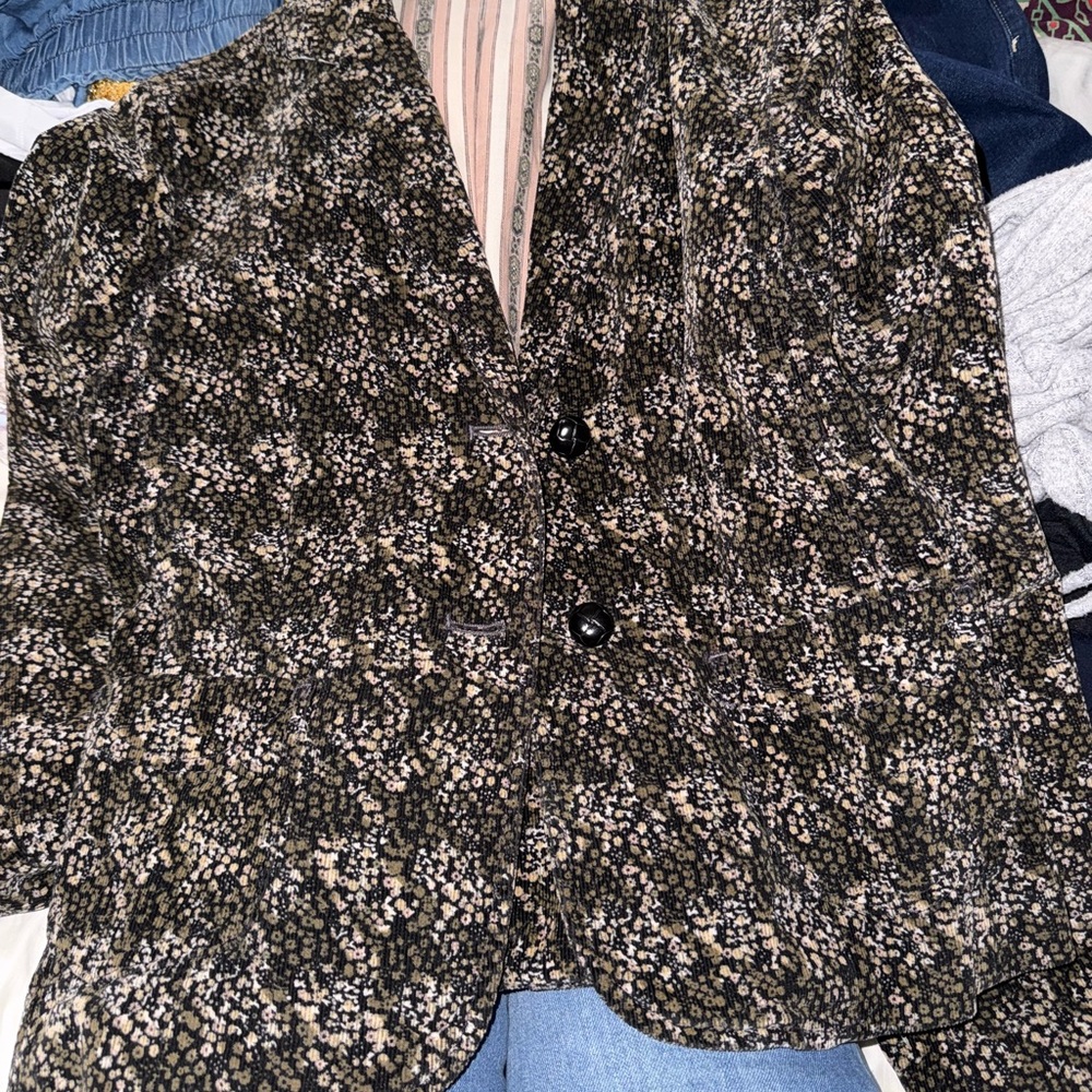 Gap corduroy floral print black and tan jacket